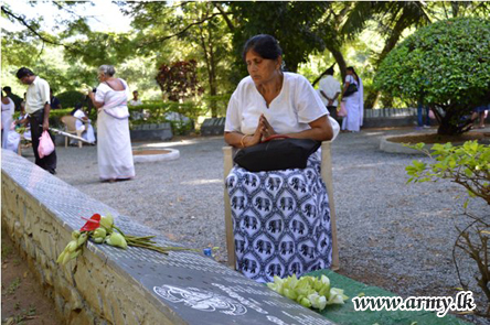 Ranaviru Commemorative Ceremony Lays Wreaths at Mailapitiya War Hero ...