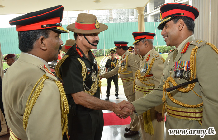 Indian Chief of the Army Staff Meets His Sri Lankan 