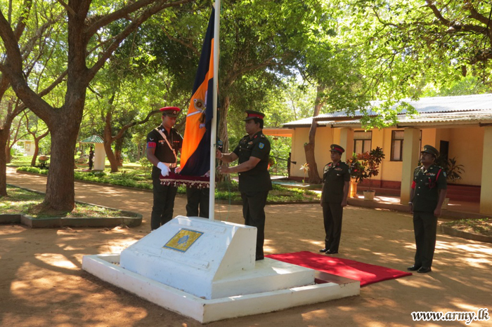 23 Div & 7 SLE Troops Mark Army Day