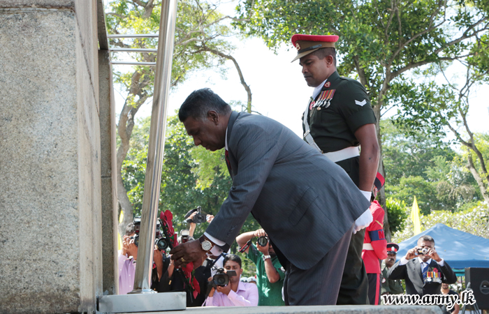 'Poppy Day' Salutes Memories of All Fallen War Heroes