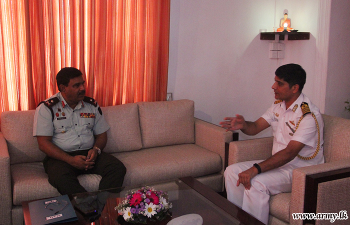 Indian Defence Adviser Pays a Courtesy Call on West Commander