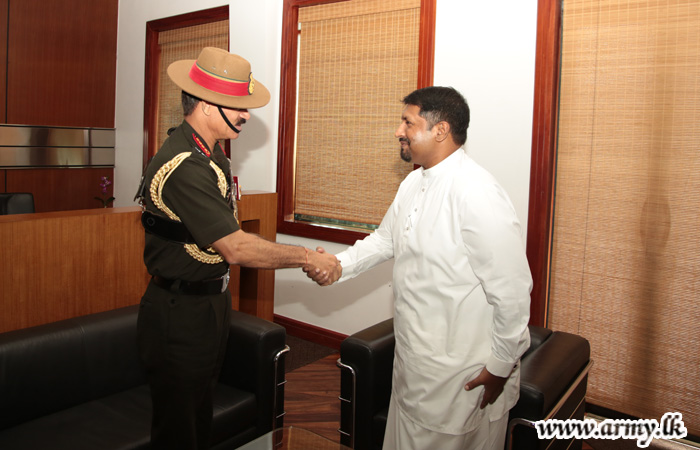 Indian Army Chief Meets State Minister of Defence and Secretary Defence