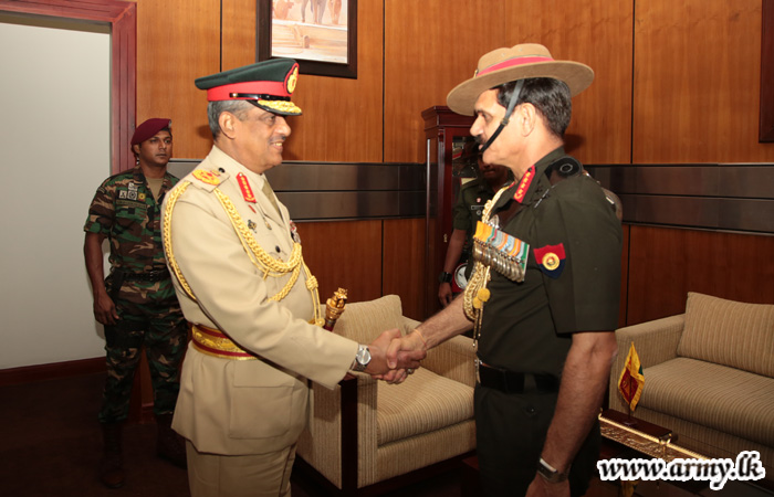 India's Army Chief Greets Field Marshal Fonseka