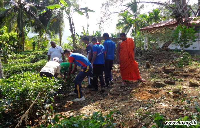 SLNG Troops in Social Projects