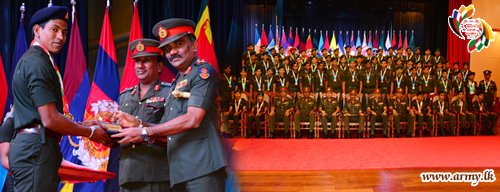 Commander Hails Army Achievers in SAG Rewarding Them in Felicitation Ceremony