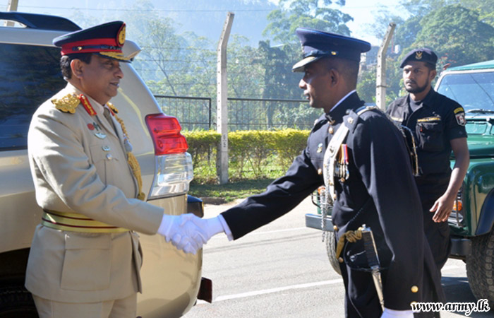 SFHQ-C & 12 Div Troops Salute Outgoing Central Commander