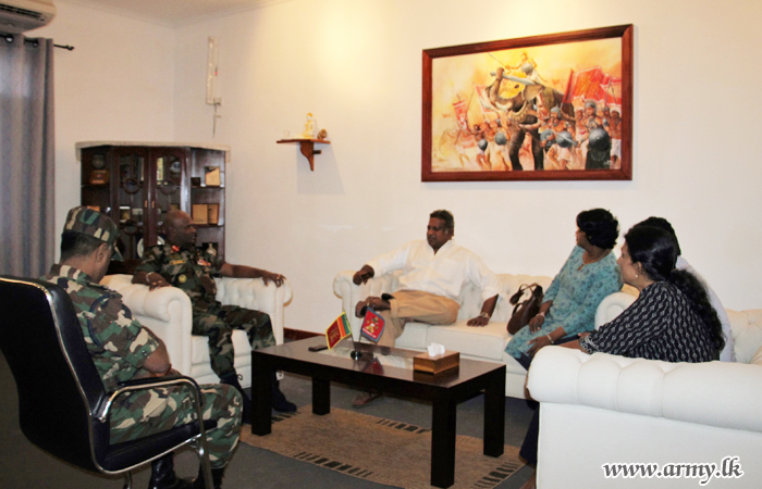 Reconciliation Mechanism Secretary Meets Jaffna Commander