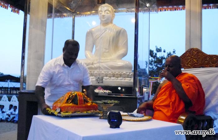 Bodhi Pooja Pinkama Held on Poya Day