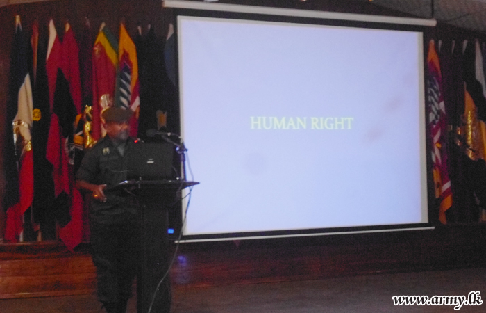 Officers Learn More about 'Human Rights & Humanitarian Law'