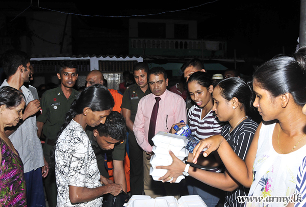 Seva Vanitha Distributes Cooked Meals