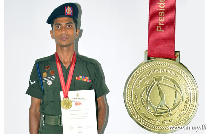 Presidential Laurels Awarded to Army Shooter