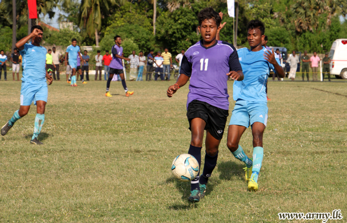 Vadamarachchi & SFHQ-J Footballers Meet at Velvetithurai