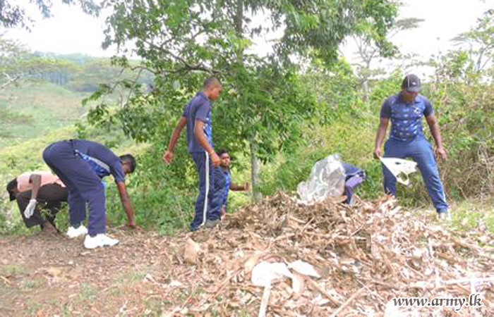 Army Personnel Support 'Shramadana' Campaign