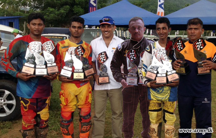 'Cavalry Supercross' Held with Huge Crowds