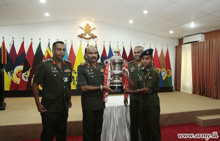 Football Association (FA) Challenge Trophy Winners Meet Army Commander