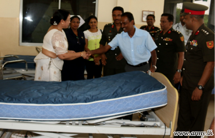 Kilinochchi Army Troops Organize Supply of Medical Equipment to District Hospital