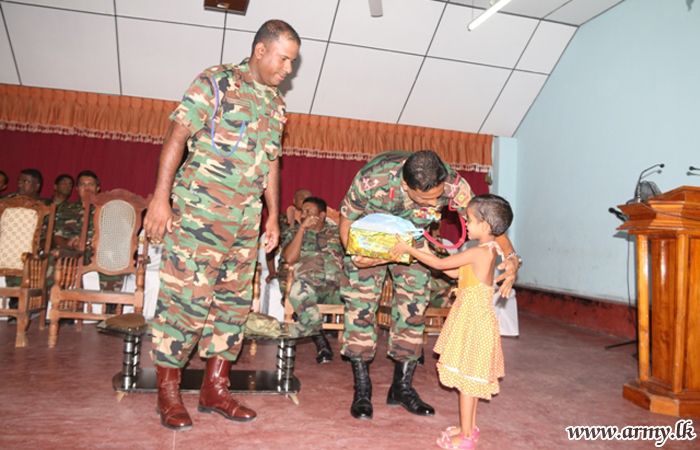 SFHQ-KLN Throws Lunch Treat & Offer of Gifts to Karananilayam Women's & Children's Home