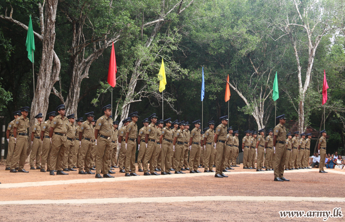 New Custom Guards Receive Training Assistance from the Army