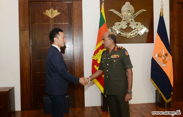 Japanese New DA Meets Army Commander