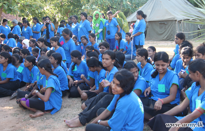 SFHQ-J Officers Helping Hand to Differently Abled Girl Guides' Camp