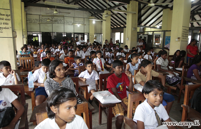 One More School Accessories Donation Programme Held for Salawa Students