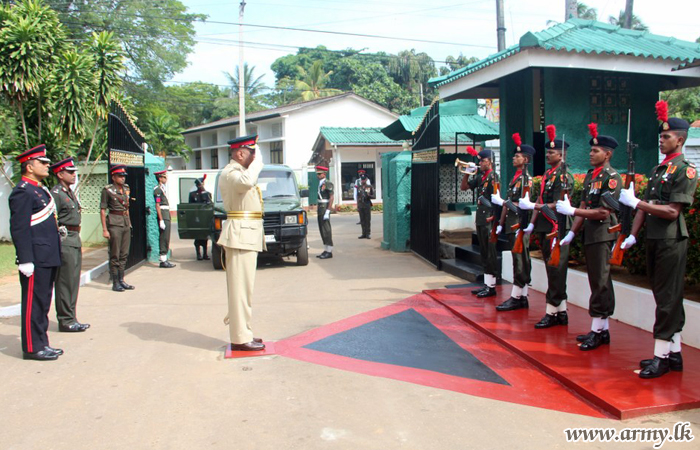 58 Division New GOC Assumes Duties