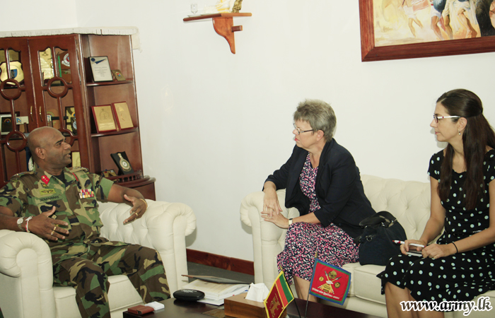 High Commissioner of Canada in Sri Lanka Calls on Jaffna Commander