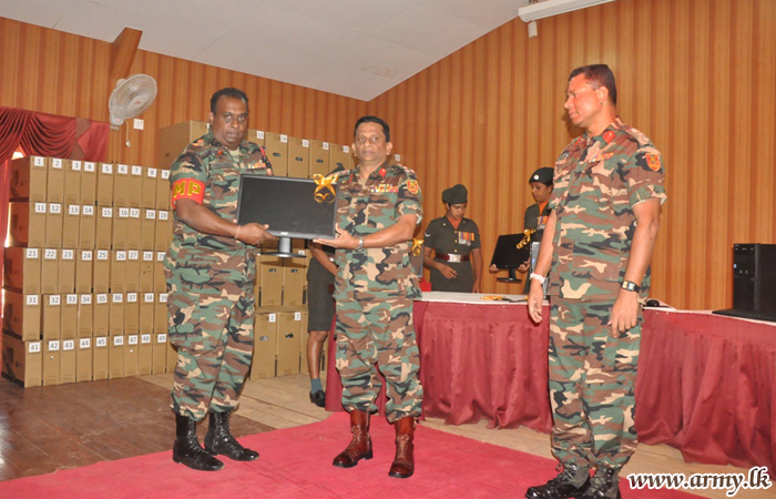 SF-KLN Commander Distribute Computers & Motorbikes For Admin Roles