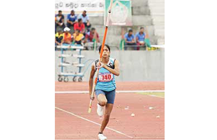 Army Dilrukshi Sets New Sri Lanka Record