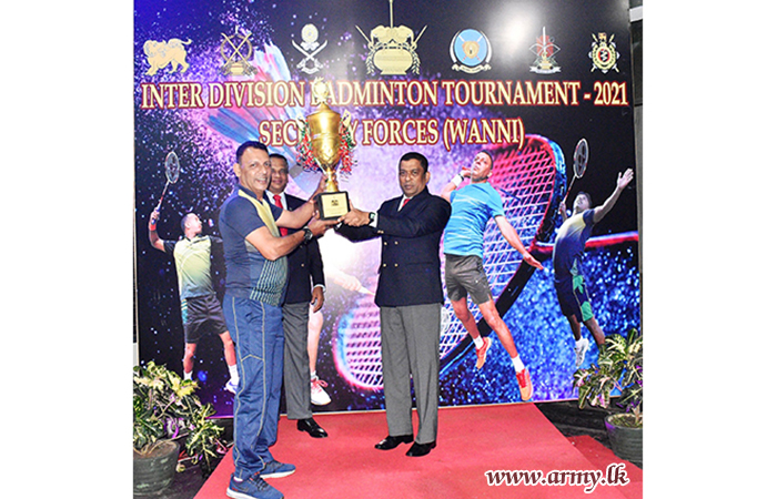 56 Division Players Winners in Inter Division Badminton Tournament at SFHQ-Wanni