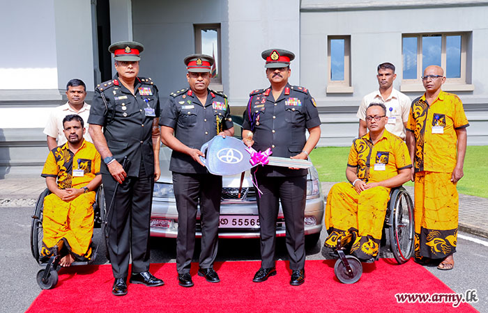 Army Chief Hands Over Vehicle to Mihindu Seth Medura