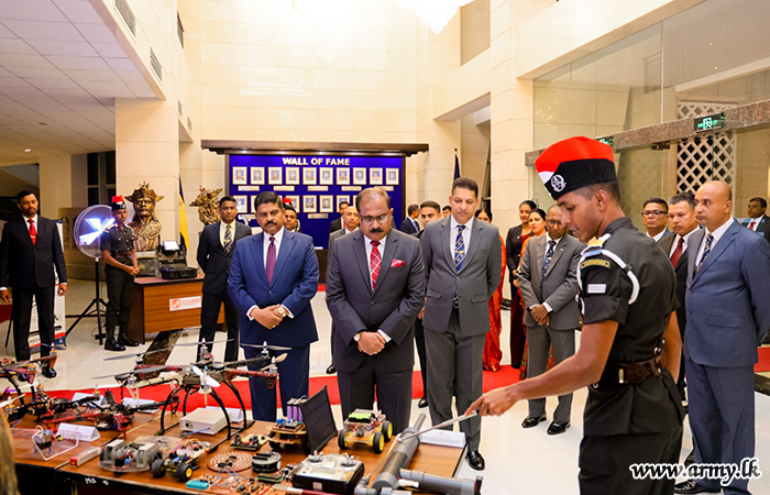 දියතලාව යුද්ධ හමුදා විද්‍යාපීඨයේ ‍කෙඩෙට් නිලධාරීන්ගේ අවසන් පර්යේෂණ ඉදිරිපත් කිරීම සාර්ථකව පවත්වයි