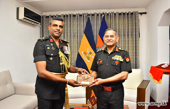 Chief of the Army Staff of India Visits Army War College