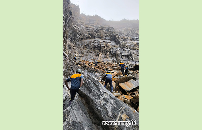 ලියන්ගහවෙල ගල්කොරියේ මුදවා ගැනීමේ මෙහෙයුම් සඳහා යුද්ධ හමුදා සහාය 