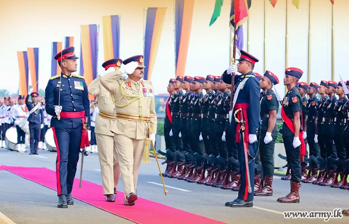 ශ්‍රී ලංකා යුද්ධ හමුදාවේ 25 වන යුද්ධ හමුදාධිපතිවරයා ලෙස ලුතිනන් ජෙනරල්