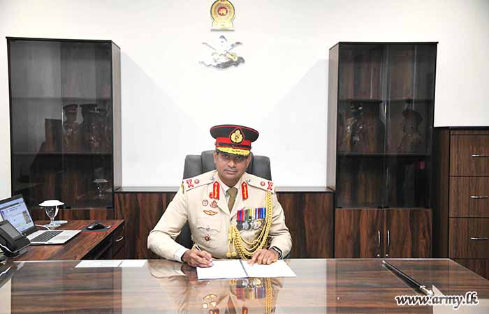இராணுவ தலைமையகத்தில் புதிய இராணுவ செயலாளர் கடமை பொறுப்பேற்பு