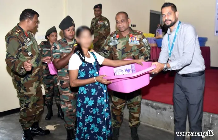 24 வது காலாட் படைப்பிரிவினால் கர்ப்பிணி தாய்மார்களுக்கு அத்தியாவசிய பொ