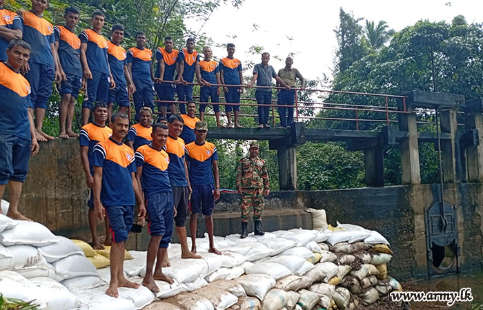 18 வது கெமுனு ஹேவா படையணி படையினரால் பிபில குளக்கட்டு சீரமைப்பு