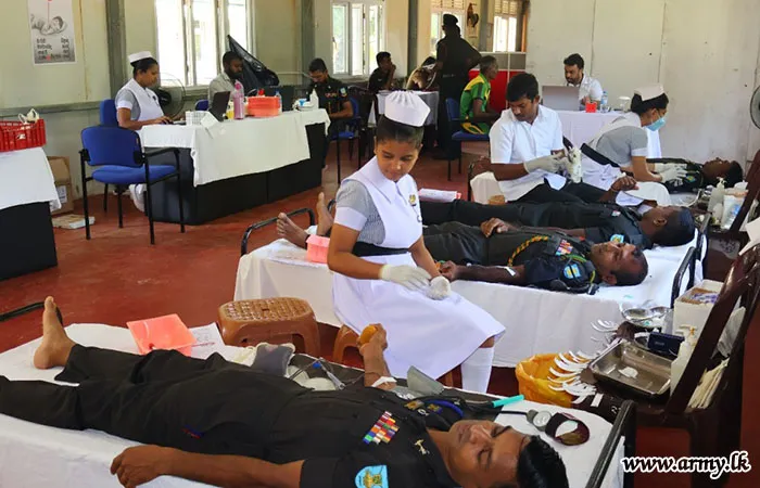 221 வது காலாட் பிரிகேடினரால் இரத்த தான நிகழ்வு