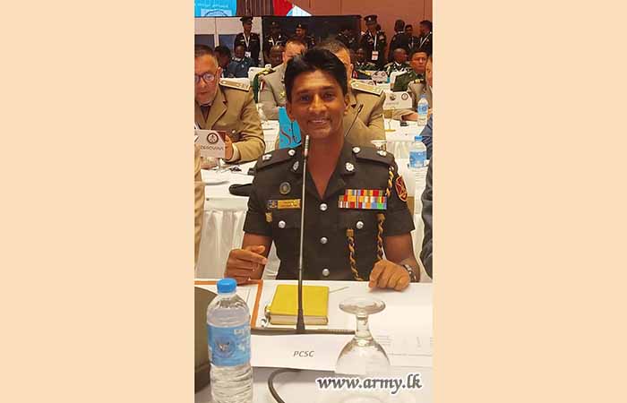 හමුදා ක්‍රීඩා විශිෂ්ඨත්වය වෙනුවෙන් යුද්ධ හමුදා නිලධාරියෙකු වෙත ජාත්‍යන්තර හමුදා ක්‍රීඩා කවුන්සිලයේ නයිට් පදවිය පිරිනමයි