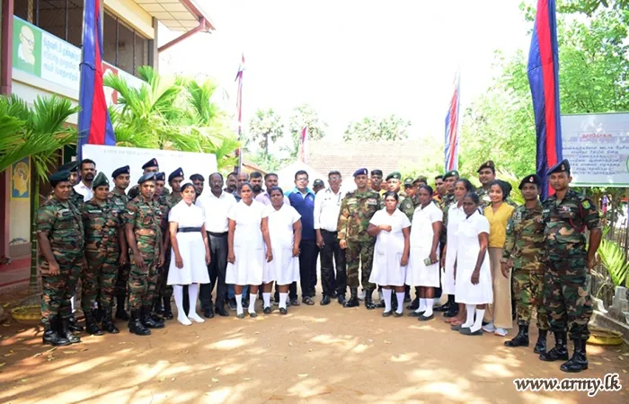 54 Infantry Division Conducts Community Medical Clinic in Vellankulam