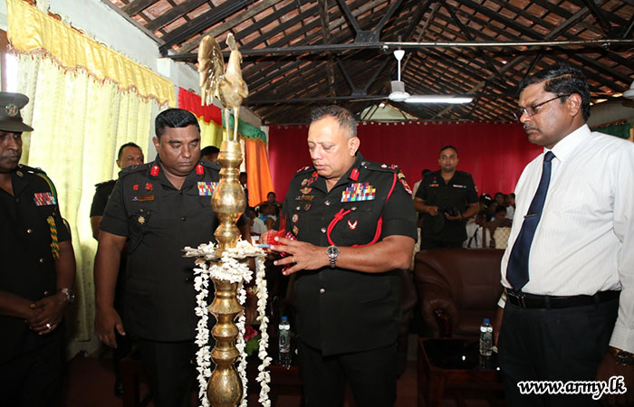 51 පාබල සේනාංකයේ මූලිකත්වයෙන් පරිත්‍යාග වැඩසටහනක්