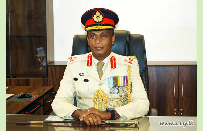 නව යුද සේවා ලේකම් ධූරයේ රාජකාරි අරඹයි