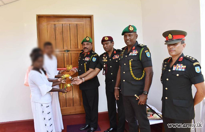 9 வது விஜயபாகு காலாட் படையணியினால் தேவையுடைய குடும்பத்திற்கு புதிய வீட