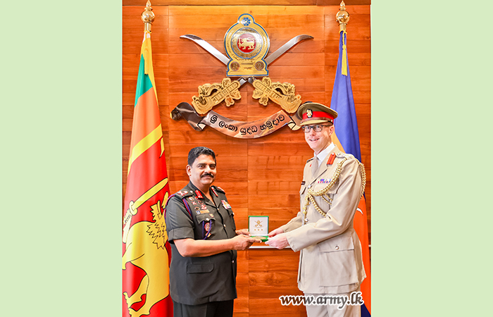 British Defence Adviser Calls on Commander of the Army