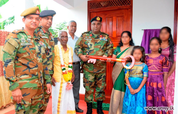 15 வது இலங்கை தேசிய பாதுகாவலர் படையணி படையினரால் ஏழை குடும்பத்திற்கு ப