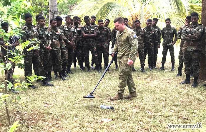 Royal Australian Engineers Conduct F3 Mine Detector Workshop at SLSME