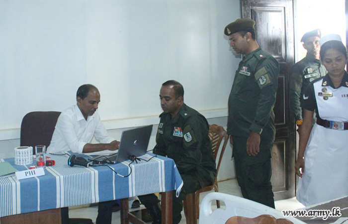 පලාලි යුද්ධ හමුදා රෝහලේ රුධිර පරිත්‍යාග කිරීමේ වැඩසටහනක්