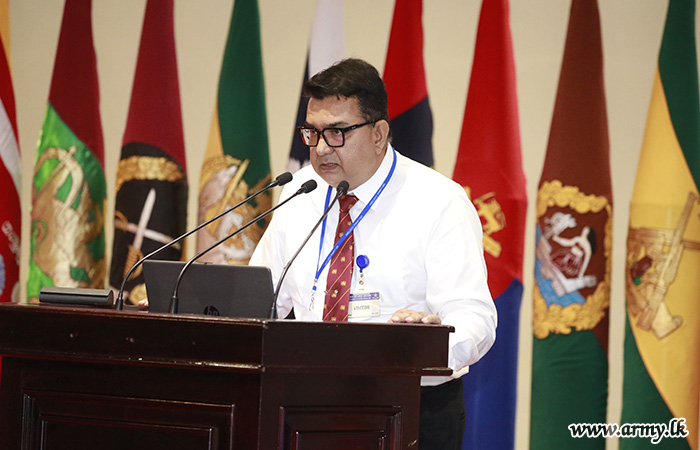 Sri Lanka Army Conducts a Lecture on Customs Procedures