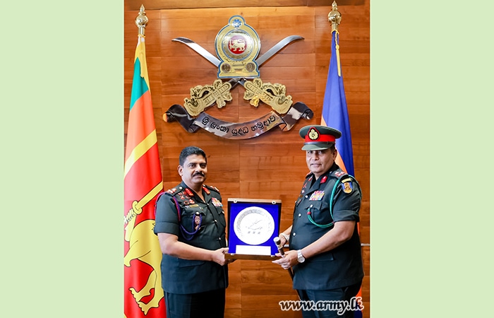 Army Chief Lauds Distinguished Service of Retiring Director General Infantry
